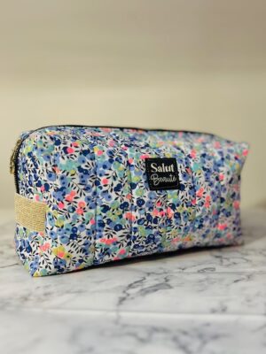 Trousse de toilette cousue main en cours de couture